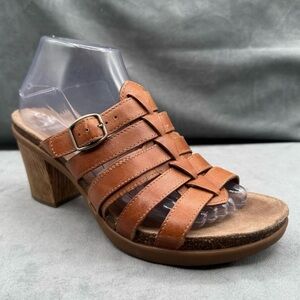 Dansko Dina Women’s Size 9.5 Brown Woven Leather Block Heel Sandals